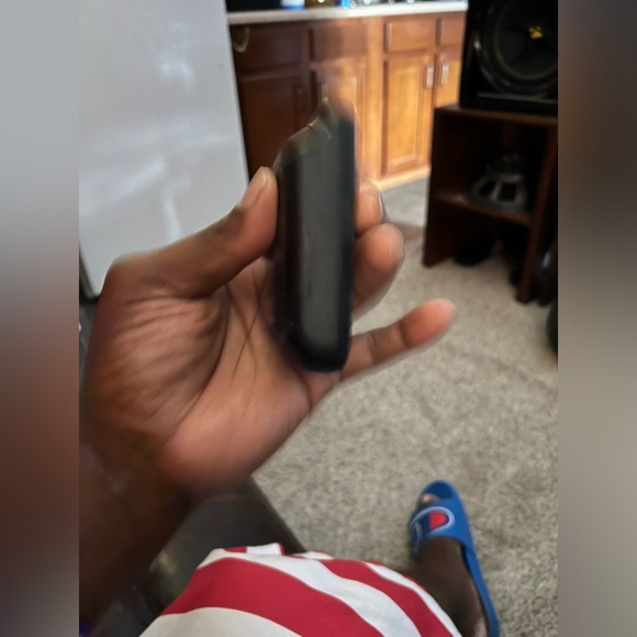 For sale is a used Clarion RCB-130 headunit remote. - Picture 9 of 9